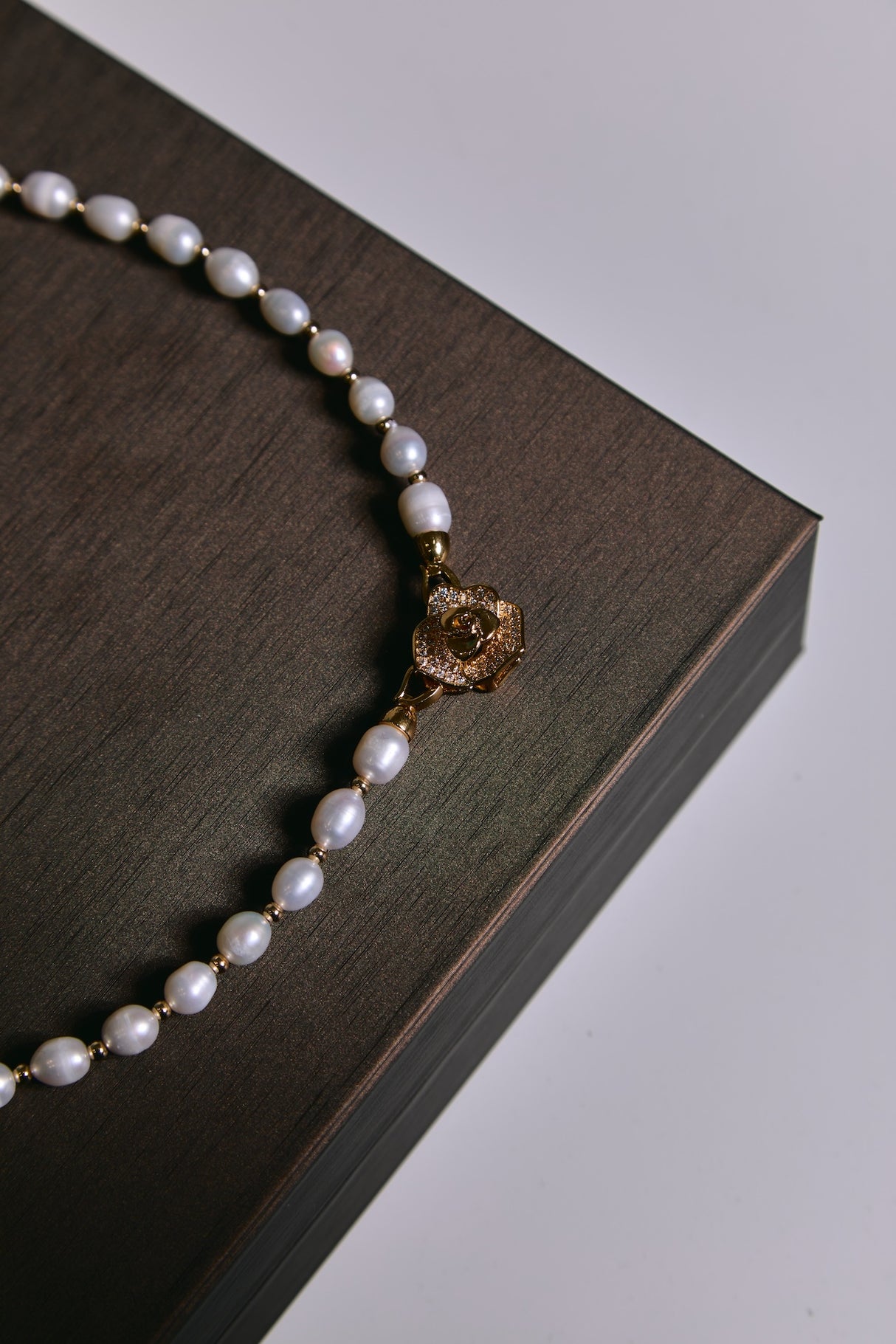 Freshwater Pearl Necklace with Floral Clasp