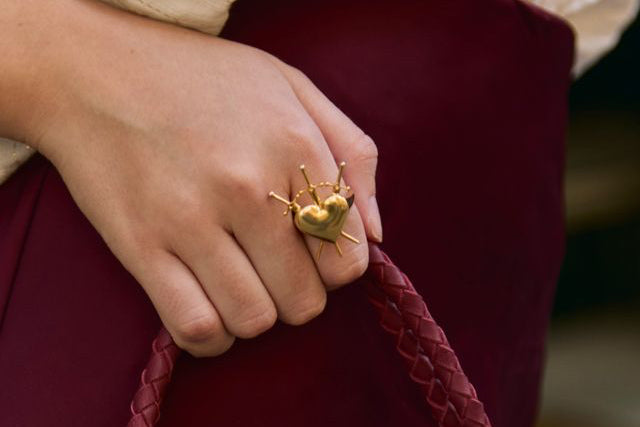 The Ring of the 3 Heart Swords - Selenova