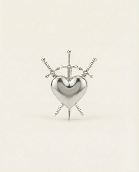 El anillo de las 3 espadas del corazón - Selenova