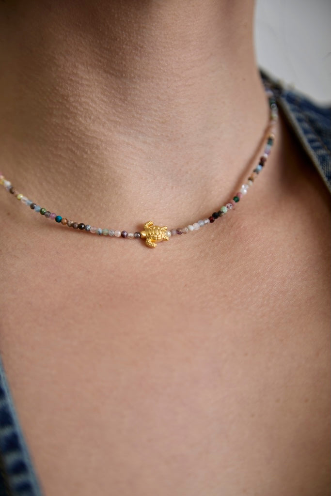 Collar Semipreciosas con tortuga - DONNABATEA