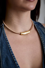 Collar corto cordon con pieza rigida - DONNABATEA