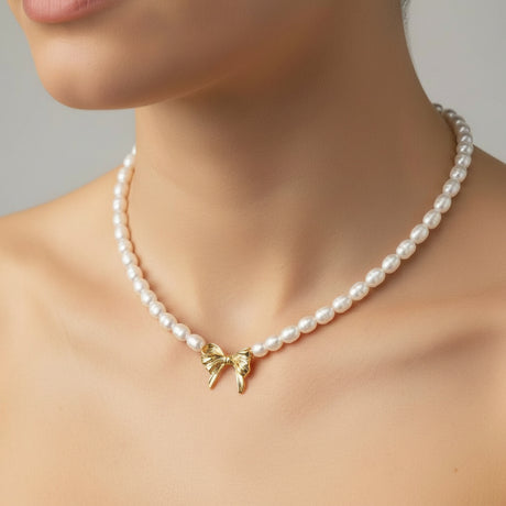 Freshwater Necklace 6–7 mm · Round T-Bar Clasp Gold Flash