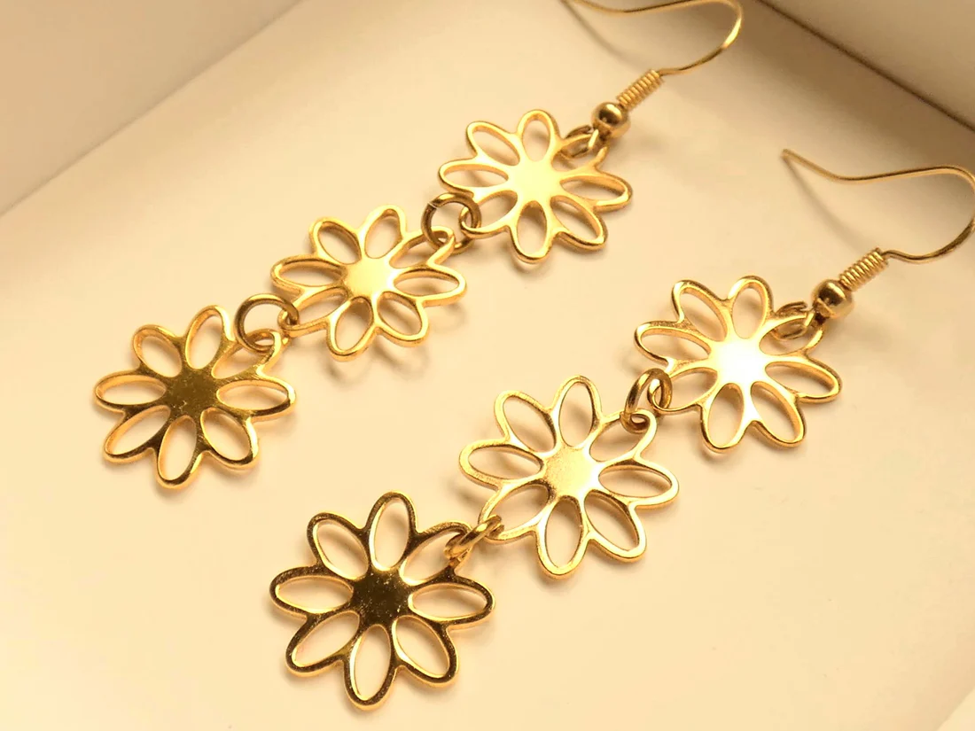 Pendientes Flores Dorado - KALINEI