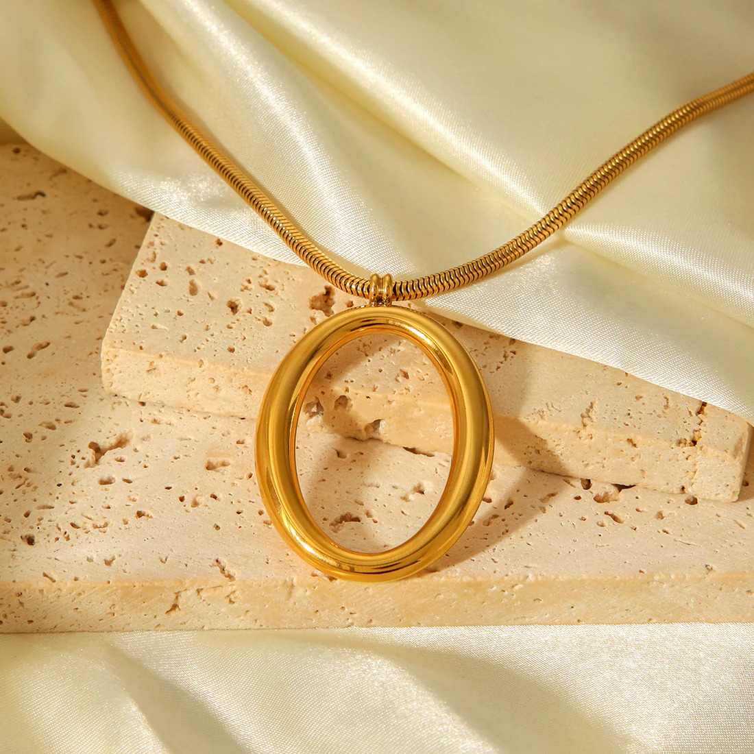 Collar Oval - AURELLE